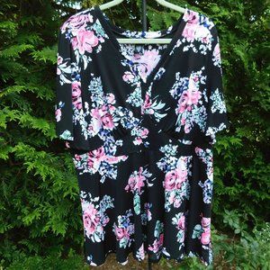 Torrid Plus Beautiful Floral Print Bell-Sleeve V-Neck Peplum Blouse